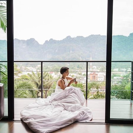 Blue Mountain Phangnga Resort Esterno foto
