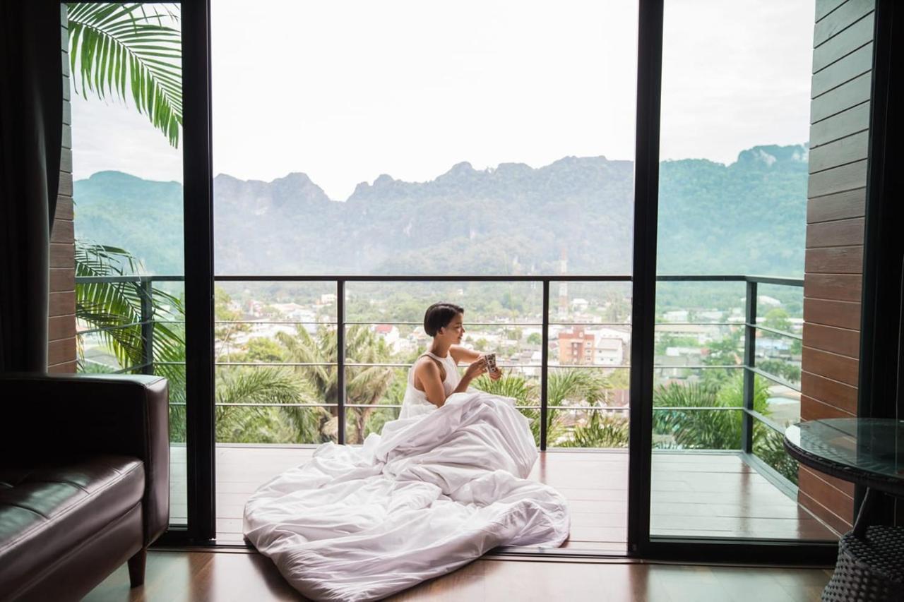 Blue Mountain Phangnga Resort Esterno foto