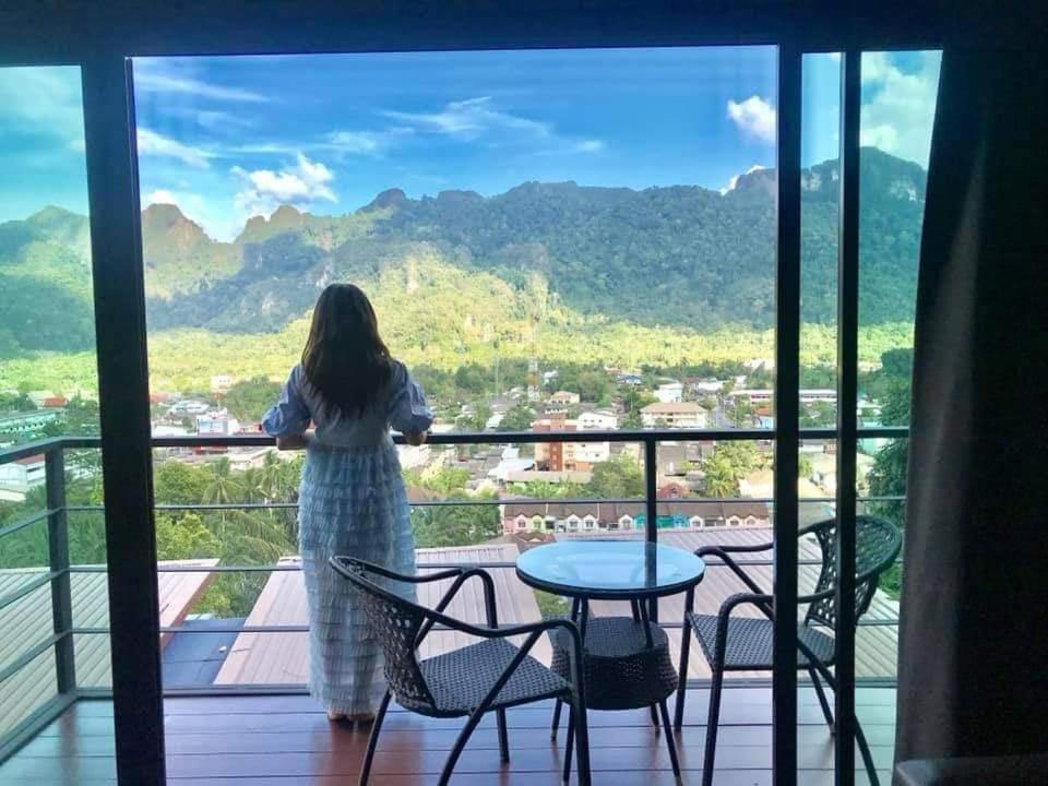 Blue Mountain Phangnga Resort Esterno foto